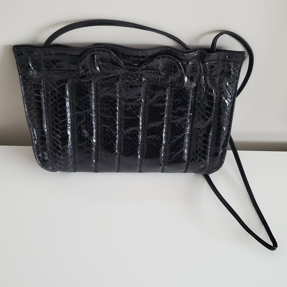 Vintage Handbags - Vintage EUC Crocodile Leather Crossbody Purse